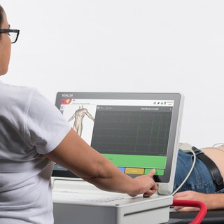 Resting ECG - High-performance 16-channel  | © SCHILLER