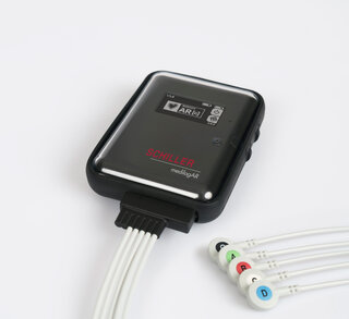 Efficient and reliable state-of-the-art Holter | © SCHILLER