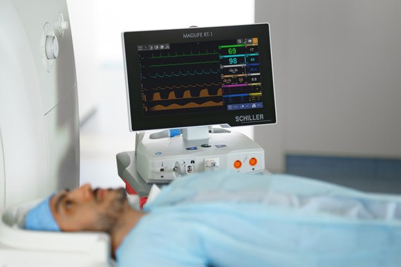 patient monitoring in an MRI environment | © SCHILLER